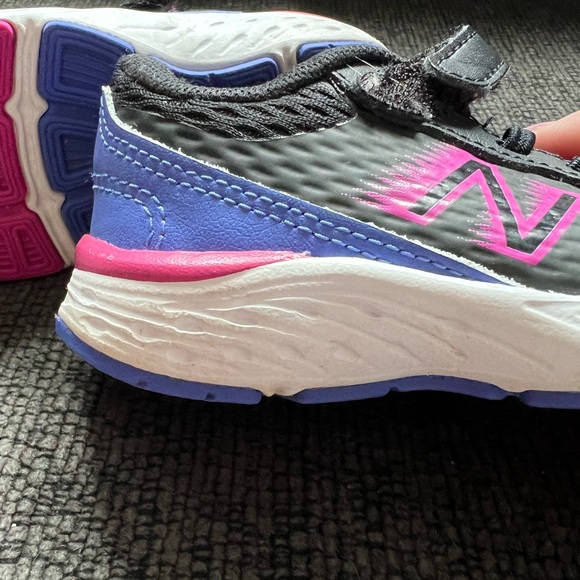 New Balance Black and Purple Sneakers - Picture 5 of 6